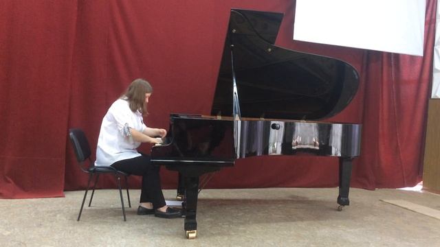 Мындреску Ирина. 17 лет Молдова. Ф.Лист-Concert Etude No.3 ”Un Sospiro” смотреть онлайн
