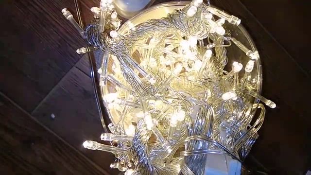 Гирлянда-занавес теплый белый (жёлтый) смотреть онлайн