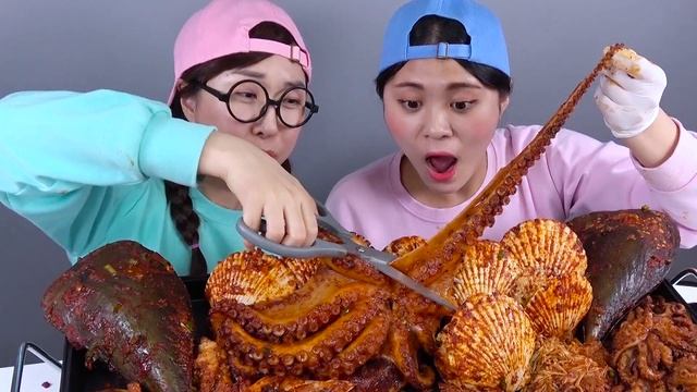 Faire Bouillir Des Fruits De Mer épicés Mukbang DONA