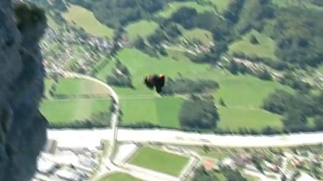 Бейсджампинг (BASE Jumping) в Европе, часть 2 смотреть онлайн