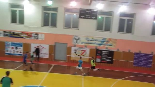 Рк-20 (1 Лига ) Акулы 4:3 Волжане-2 1 тайм смотреть онлайн