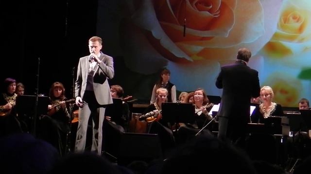 "Благодарю тебя". Поет Дмитрий Подражанец. смотреть онлайн