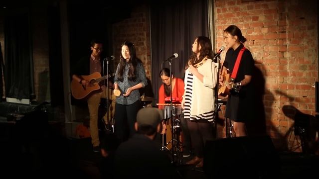 Cassiopeia - Sara Bareilles Cover - Unlicensed Unauthorized Musos смотреть онлайн