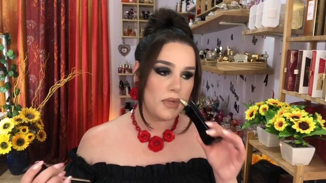 Ícone da SENSUALIDADE‼️ Recorte: Good Girl, Carolina Herrera 💙 смотреть онлайн