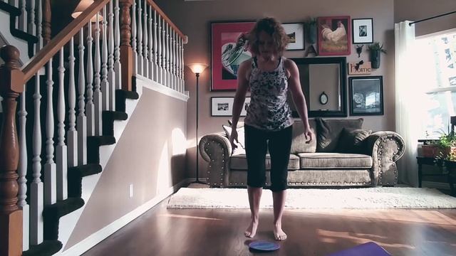 Advanced Standing Pilates/Barre Class using Gliding Discs 29 смотреть онлайн