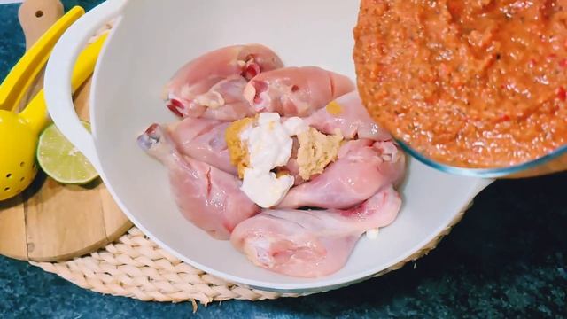 PERI PERI CHICKEN| HOW TO MAKE NANDO'S AT HOME| BEST Peri Peri Chicken Recipe смотреть онлайн