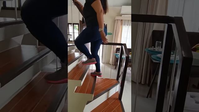 NARRA PARK RESIDENCES (Bungalow with Loft) смотреть онлайн