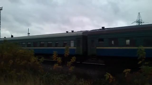 ТЭП70БС-050 с пассажирским поездом. смотреть онлайн