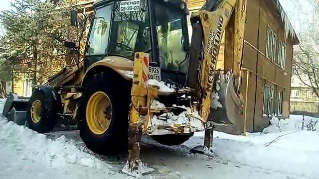 "Уборка" снега полным ходом смотреть онлайн