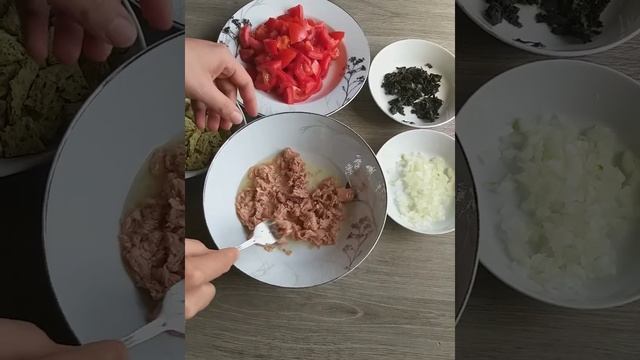 Салат из тунца. Вкусно. Быстро. Легко. смотреть онлайн