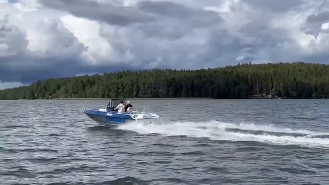 Buster Magnum vm-92 / Volvo Penta 250 sp trim смотреть онлайн