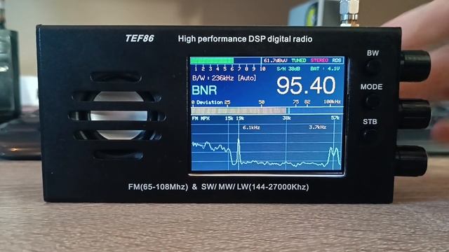 TEF 6686 Radio With FM Broadcast Analyzer