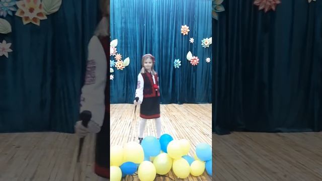 Мар'єнко Анастасія.Пісня"Зелен клен" смотреть онлайн