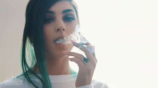 Bones - White Boy Rick - 720HD