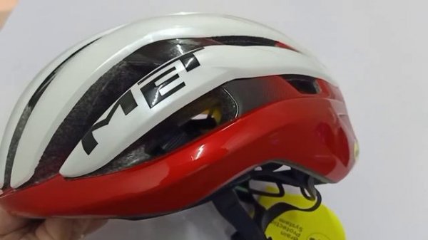 MET TRENTA MIPS HELMET