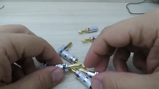 12 Plugs Banana Nakamichi смотреть онлайн