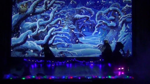 Яркие моменты с показа музыкального спектакля "Приключение под Новый год" смотреть онлайн