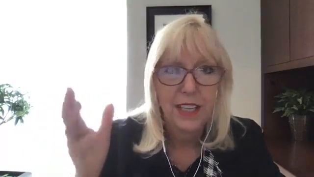 Study Time With Peggy l How to Manifest ANYTHING ✨ смотреть онлайн