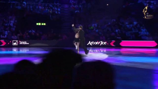 Melanie C - ISU Skating Awards (Art On Ice; Zürich 2023) • HD смотреть онлайн