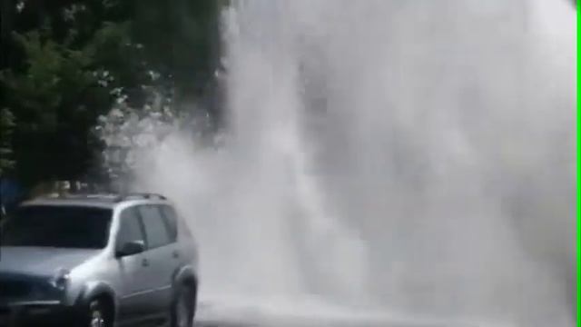 РЖАЧ! Бесплатная автомойка прямо на дороге! смотреть онлайн