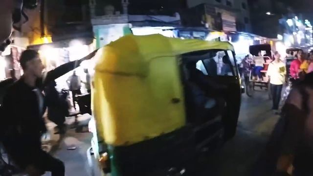 RICKSHAW HUNTING IN in INDIA смотреть онлайн
