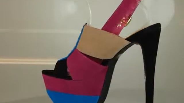 Bliss Blue Multi смотреть онлайн