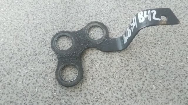 799. Датчик износа колодок под 3 болта левый / 1760256 смотреть онлайн