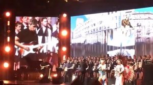 Вячеслав Бутусов и Детский хор Телевидения и Радио Санкт-Петербурга «Гудбай, Америка»»