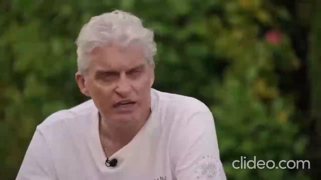 Болгарский Тиньков (elevenlabs.io) смотреть онлайн