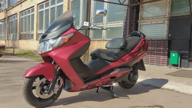 Скутер Suzuki Skywave 400 (120SB8) 2005 г.в смотреть онлайн
