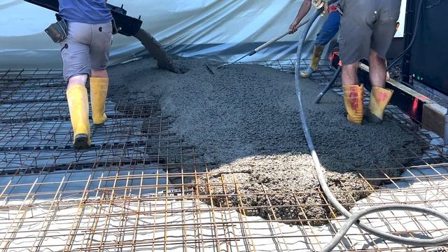 Beton Bodenplatte für eine Doppelgarage gießen смотреть онлайн