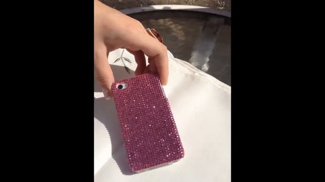 Hot Pink Swarovski Crystal iPhone 4 Case смотреть онлайн