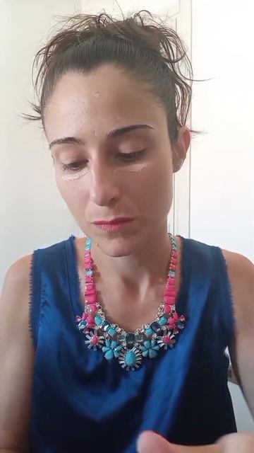 Trucco veloce per una giornata super calda #yvesrocheritalia #rossettonovità #contornolabbra смотреть онлайн