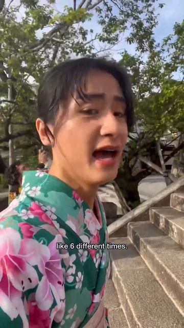 Wearing a kimono being trans in Japan смотреть онлайн