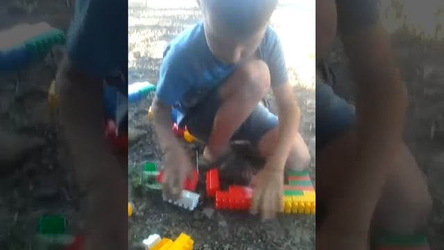 Самый маленький блогер ржу немагу сам мантировал смотрите смотреть онлайн