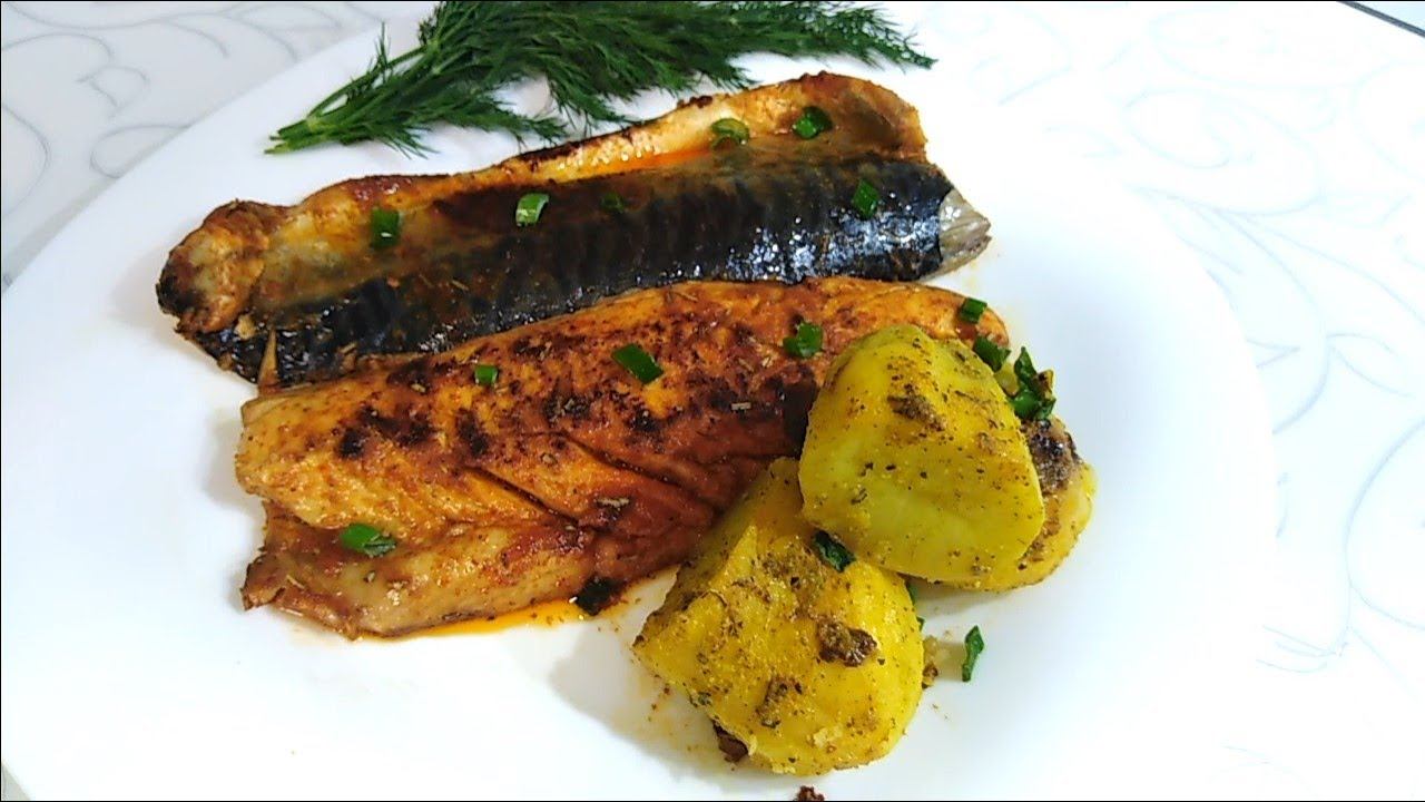 СКУМБРИЯ с паприкой в пергаменте, жареная на сковороде. Очень вкусная и сочная рыба! смотреть онлайн