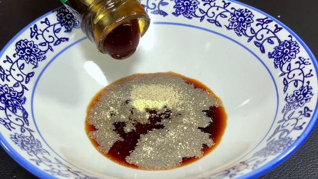 萬萬沒想到洋蔥炒蛋這種做法是頭次見，口感滑嫩，營養美味又好吃【阿朝哥美食 】#洋蔥炒蛋 #蛋 #洋蔥 смотреть онлайн