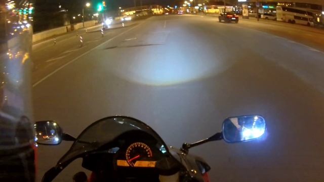 Мотопрохват по ночному Питеру на спортбайке со своей двоечкой смотреть онлайн
