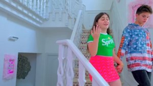 У Дианы ПОЯВИЛСЯ СПОНСОР😱!! СЕСТРА ДИАНЫ И СМАЙЛ ГОТОВЯТ ПОДАРОК НА ДЕНЬ РОЖДЕНИЯ!!