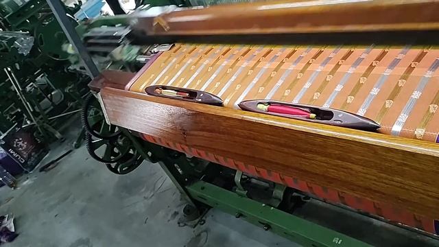 2×1 Power Loom смотреть онлайн