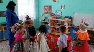 Открытое занятие в старшей группе «В гостях у белочки». Логические Блоки Дьенеша.