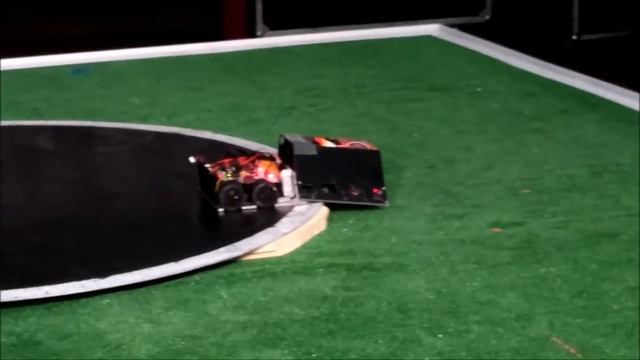 Robochallenge 2016 - Mega Sumo смотреть онлайн