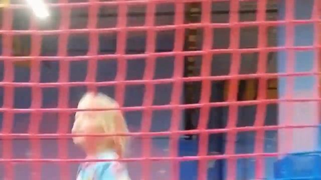 Попрыгушки. Детский центр развлечений. смотреть онлайн