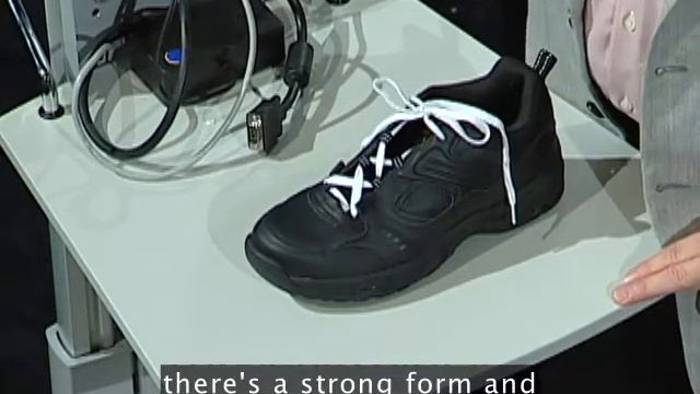 How to tie your shoes - TerryMoore - TED 2005 смотреть онлайн