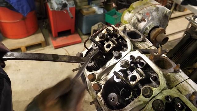05 - TATRA 148 - RENOVACE ｜ ROZEBÍRÁME MOTOR ｜ 4.DÍL
