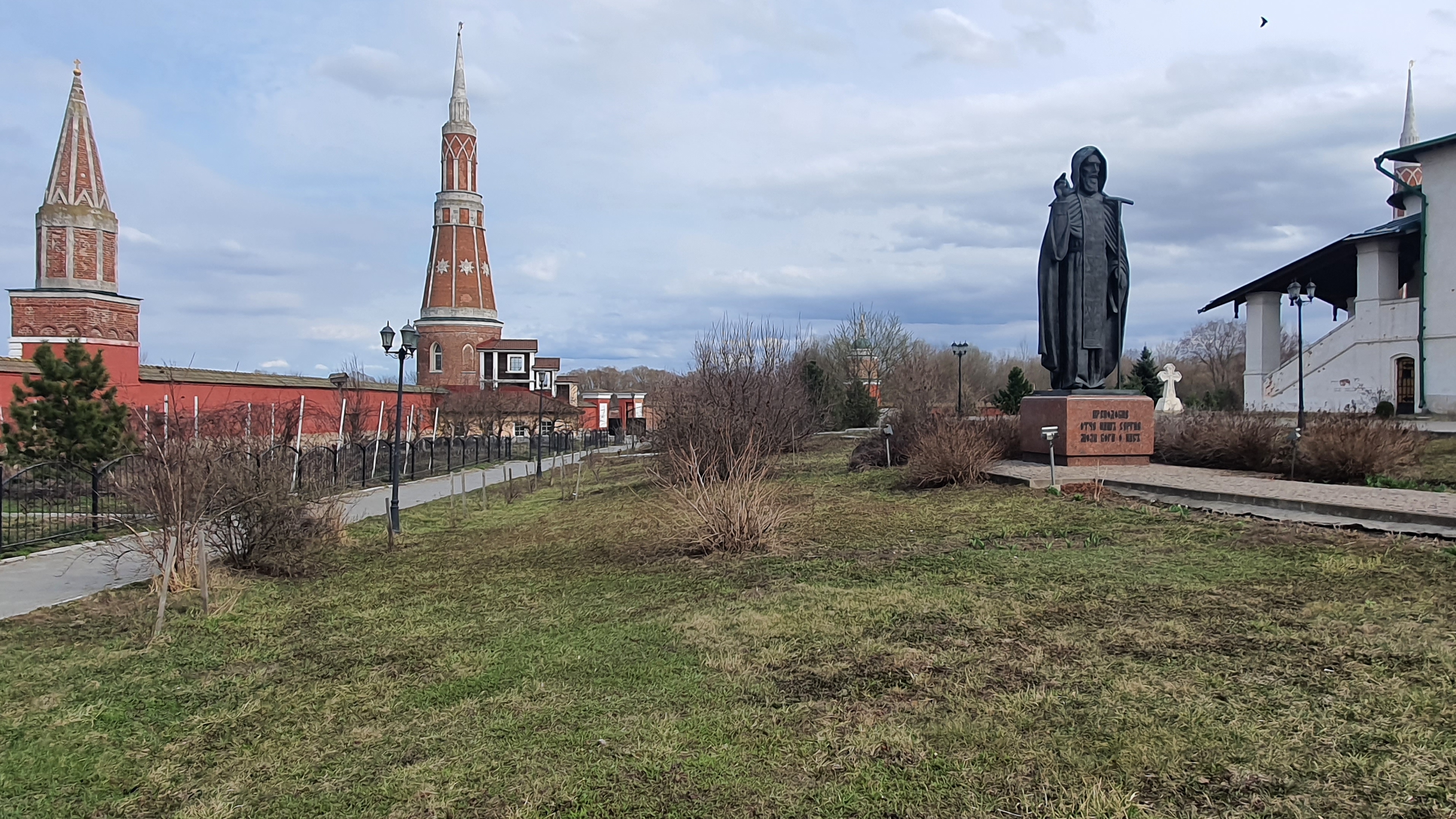 Богоявленский Старо-Голутвин мужской монастырь — мужской монастырь. Коломна. смотреть онлайн