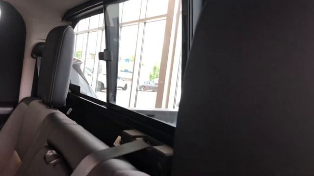 3017 Nissan Titan S C/C