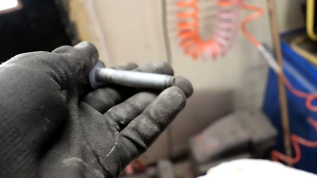 BMW E90 Narinahelojen Vaihto Kotitallissa S3E34 - VLOG134