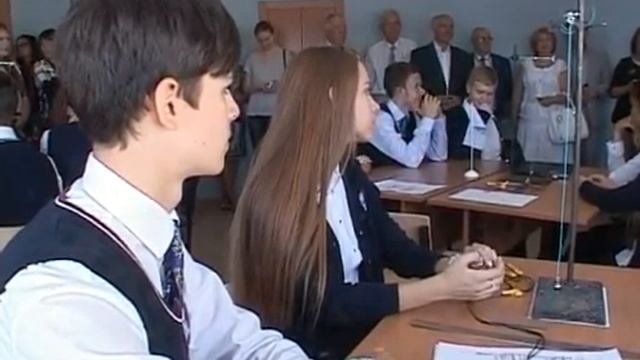 АТОМКЛАСС смотреть онлайн