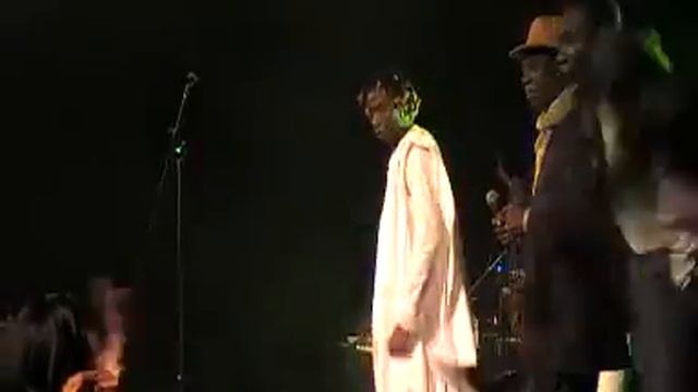 Thione Seck à Paris смотреть онлайн